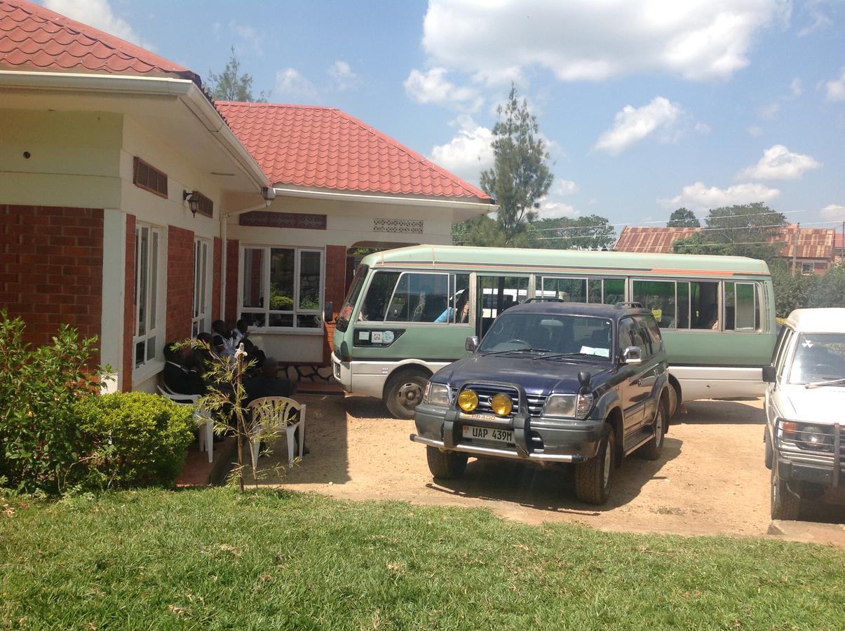 Mubende Hotel Exteriér fotografie